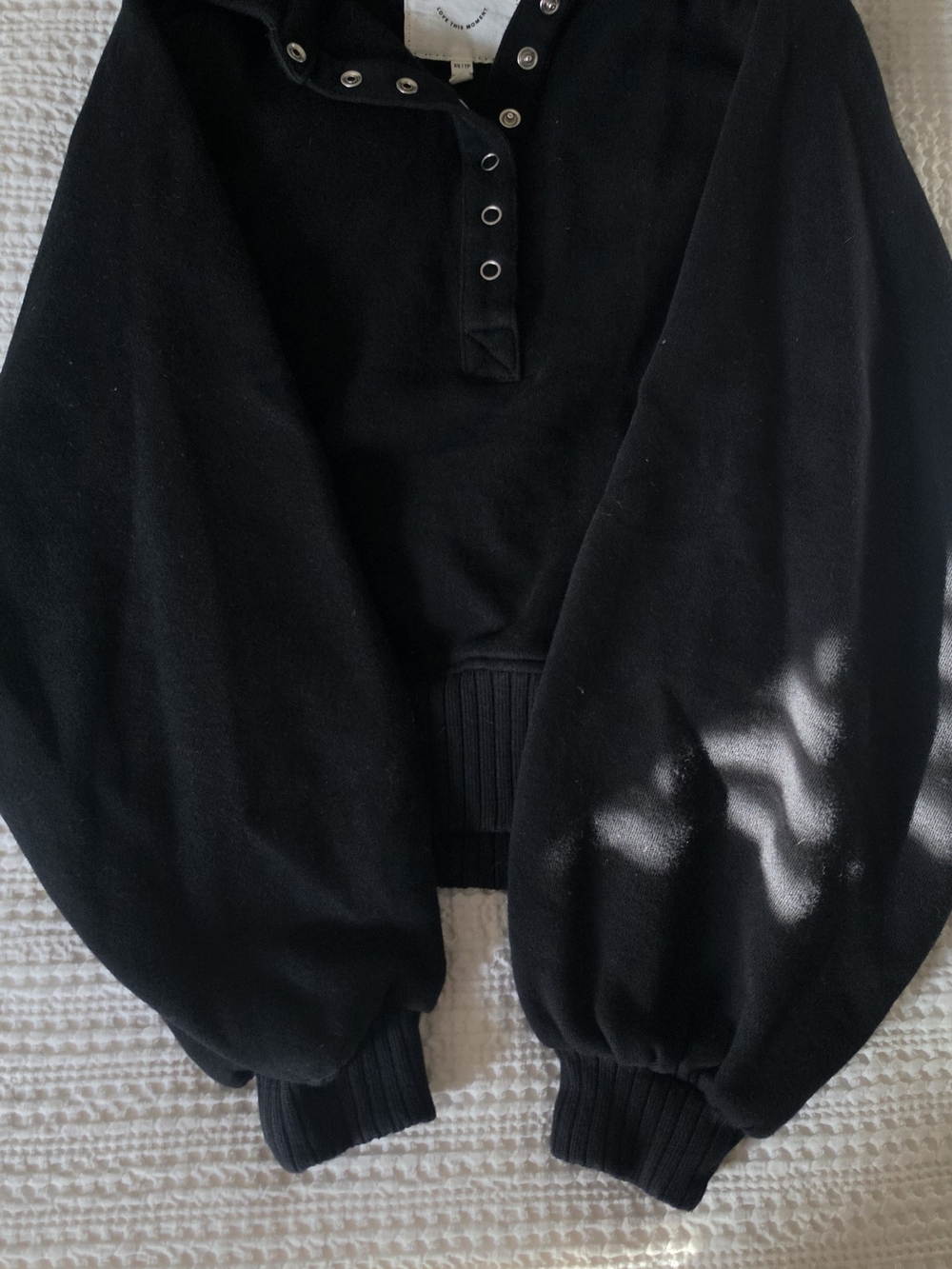 aerie Black Snap-Button Pullover Sweater with Balloon Sleeves